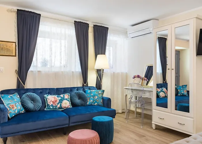 Old Town Cozy In Walk To Diocletians Palace And Beaches Lägenhet *