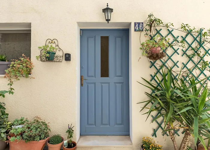 Old Town Cozy In Walk To Diocletians Palace And Beaches * Split