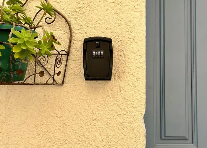 Lägenhet Old Town Cozy In Walk To Diocletians Palace And Beaches Split